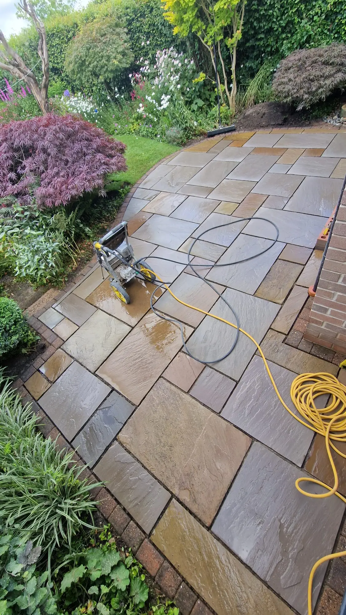 Stylish Porcelain Paving for Patios, Decking & More