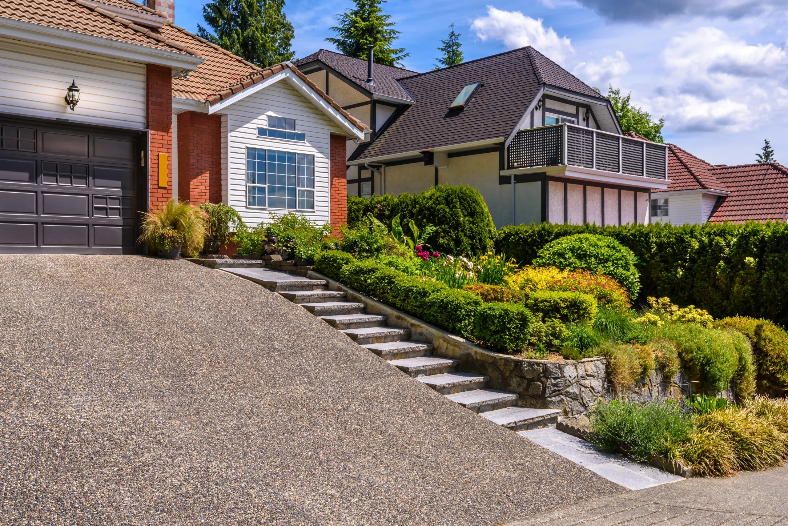High-Quality Tarmac Driveways from Experts